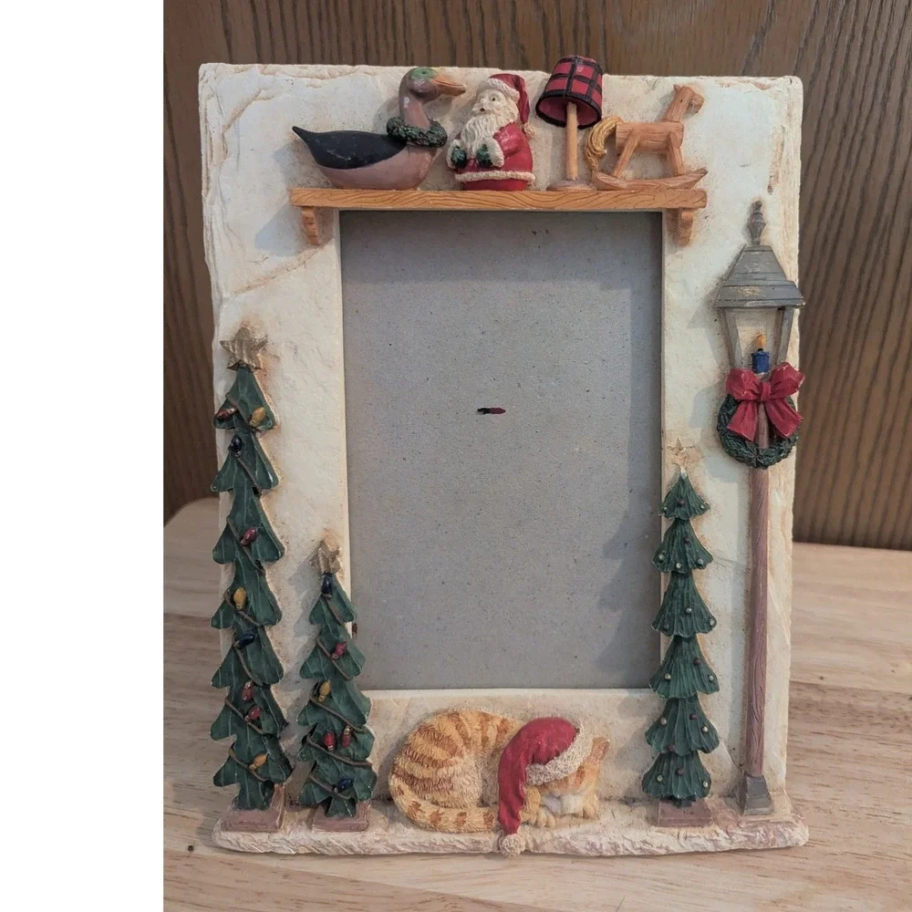 Christmas Holiday Resin Picture Frame Sleeping Cat Santa Trees 3D Tabletop Decor